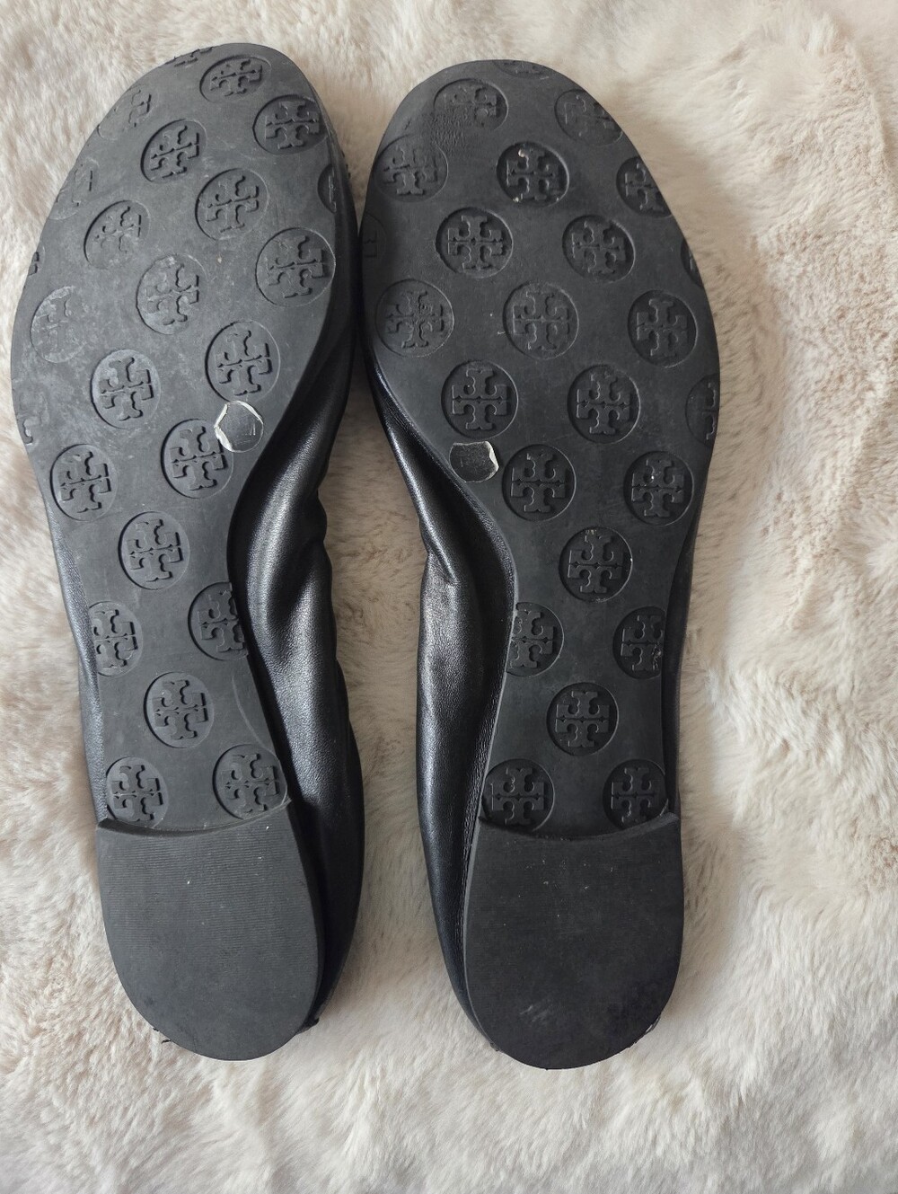 Tory Burch Size 10 1/2 Black Tassel Ballet Flats - Classic Women’s Slip-On - Picture 5 of 7